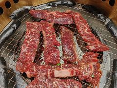 -山川小町·极番烧肉(新地假日广场店)