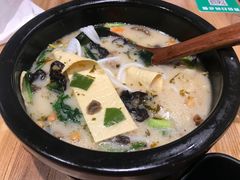 -蒙自源过桥米线(红谷滩万达店)