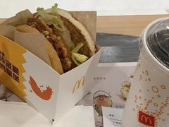 咔滋脆鸡腿堡中可-麦当劳(科教城店)