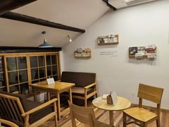 -猫的天空之城概念书店(苏州平江店)
