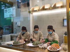 -袁亮宏饺子云吞(侯家桥菜场店)
