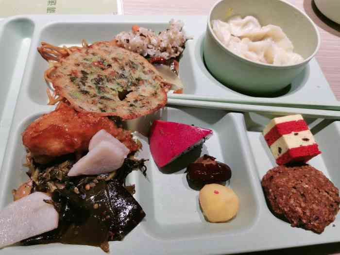 素食者联盟(南方花园店)-"位置好找,一找就找到了,门派大,想要去吃.