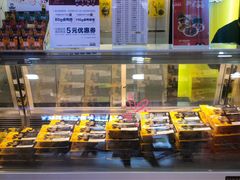 -周黑鸭(合肥滨湖区庐州大道悦方购物中心店)