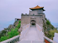 -鸡鸣山旅游风景区