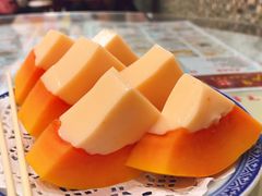 木瓜奶冻-广信牛奶甜品世家(台东店)
