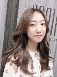 -FRIDAY星期五专业美发沙龙