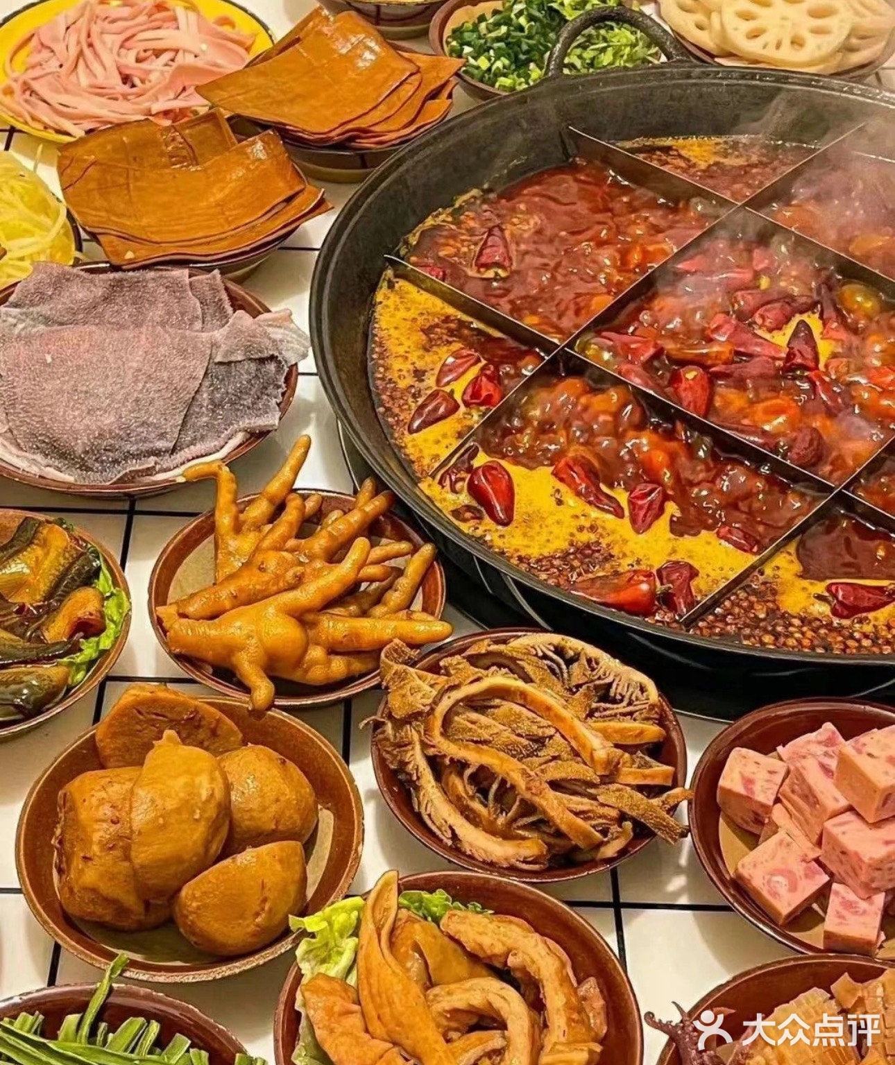 真是＂离谱＂了‼️这火锅也太难抵抗了吧❓呜呜😿