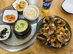 -大关领烤贝壳海鲜汤