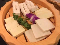 -滇釜火锅·能喝汤的火锅(车公庄店)