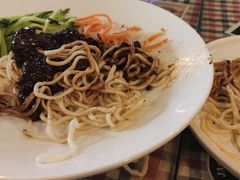 -鼓楼吃面·肉啃肉(南锣鼓巷店)