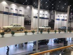 -杭州中沃沃尔沃4S店(滨江区店)