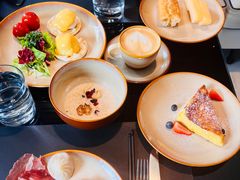 -鸿姐老火锅(静安店)