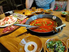 -贵厨酸汤牛肉(小十字店)