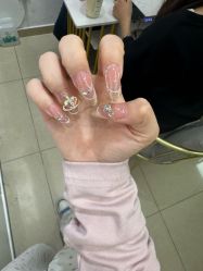 -尤米一站式美甲美睫