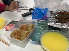 -清真吴记门钉肉饼·喜多利