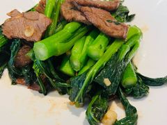 芥兰心沙茶炒安格斯牛肉-侨美食家·粤菜(体育西路店)
