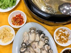 -濠轩阁特色生蚝火锅(水湾路店)