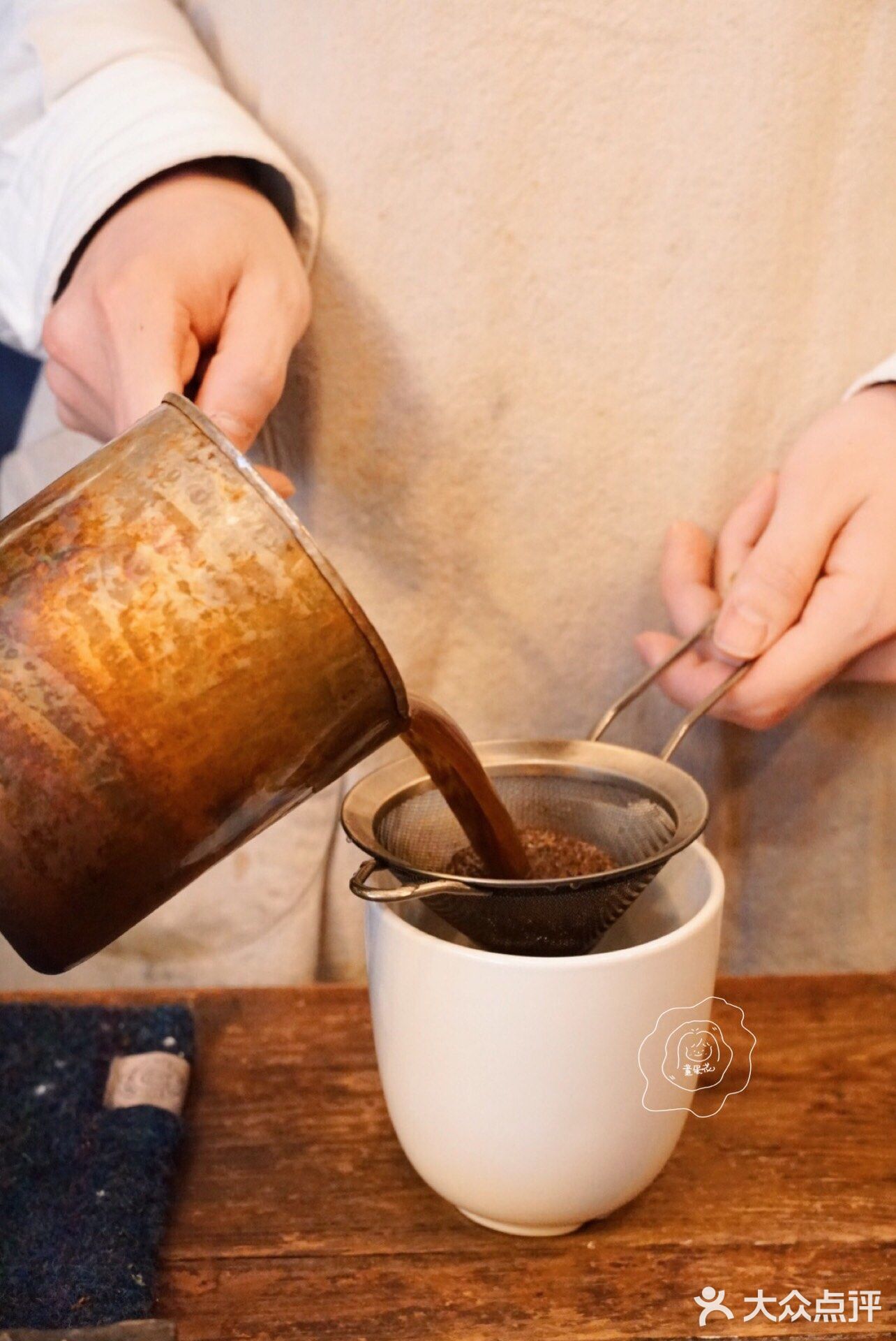 杭州网红咖啡店☕️中世纪风格的复古咖啡店，喝一杯锅煮咖啡