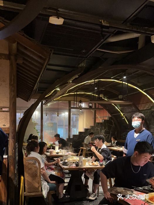 哥老官重庆美蛙鱼头(西湖银泰十一哥店)图片