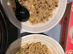 -肥肥虾庄·金牌油焖大虾(杨园滨江时代walk店)