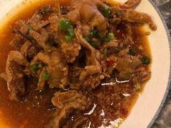 蒜香鸡脚-浩海火烧云傣家菜(京广店)