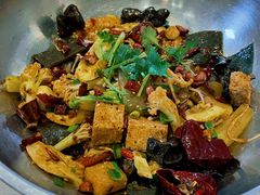 -拿渡麻辣香锅(世茂广场·工三店)