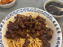 -梅溪·小伙子干挑面(安吉总店)