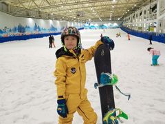 -乔波室内滑雪场