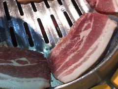 五花肉-哈哈碳都·牛肋条无限自助烤肉(台江万达店)