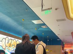 -小鱼小牛(世欧广场店)