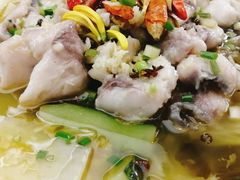 -小鳌陪你小排档·四季小龙虾·田鸡·宵夜(中央第五街店)