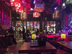 -喜鹊音乐酒馆(西街店)