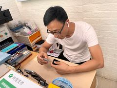 -极速修苹果华为手机维修服务中心(南泉大厦店)