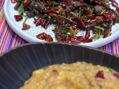 -香巴拉云南餐厅(华莱坞店)