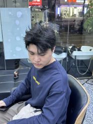 -藤野造型专业烫染接发