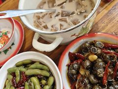 -冶建镜子·老南昌大排档·江西虾王(总店)