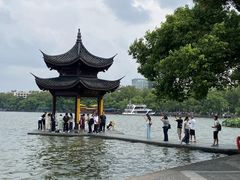 -杭州湖滨银泰in77
