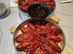 -巴厘龙虾·榜首油焖大虾(音乐学院·沿江酒馆店)