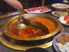 -沸炉重庆老火锅(军事博物馆店)