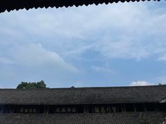 -峨眉山报国寺