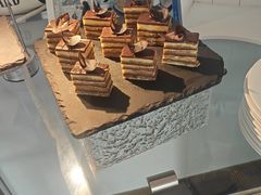-昆山琶拉帝诗酒店·河畔咖啡厅Riverside Cafe