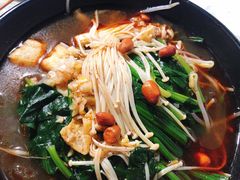 -多鱼炸串麻辣烫(闽江路店)