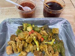 -二钢串叔麻辣烫(华龙大厦店)