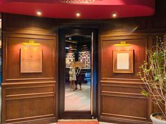门面-Wolfgang’s Steakhouse 沃夫冈牛排馆(上海白玉兰广场店)