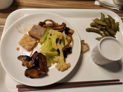 -感恩心素食馆(百世广场店)