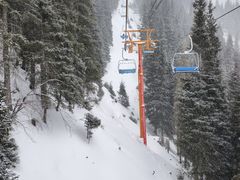 -丝绸之路山地度假区滑雪场