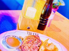 -THE CUT Rooftop顶楼牛排餐吧(环贸iapm店)