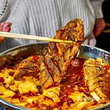 你永远可以相信西安开了三十年的烤肉老店 本地老饕全在这吃