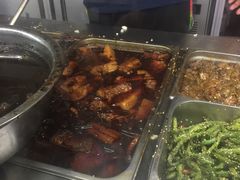 -咱家王新国把子肉(县东巷店)