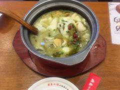 -周鱼小馆石锅酸菜鱼(活力汇店)